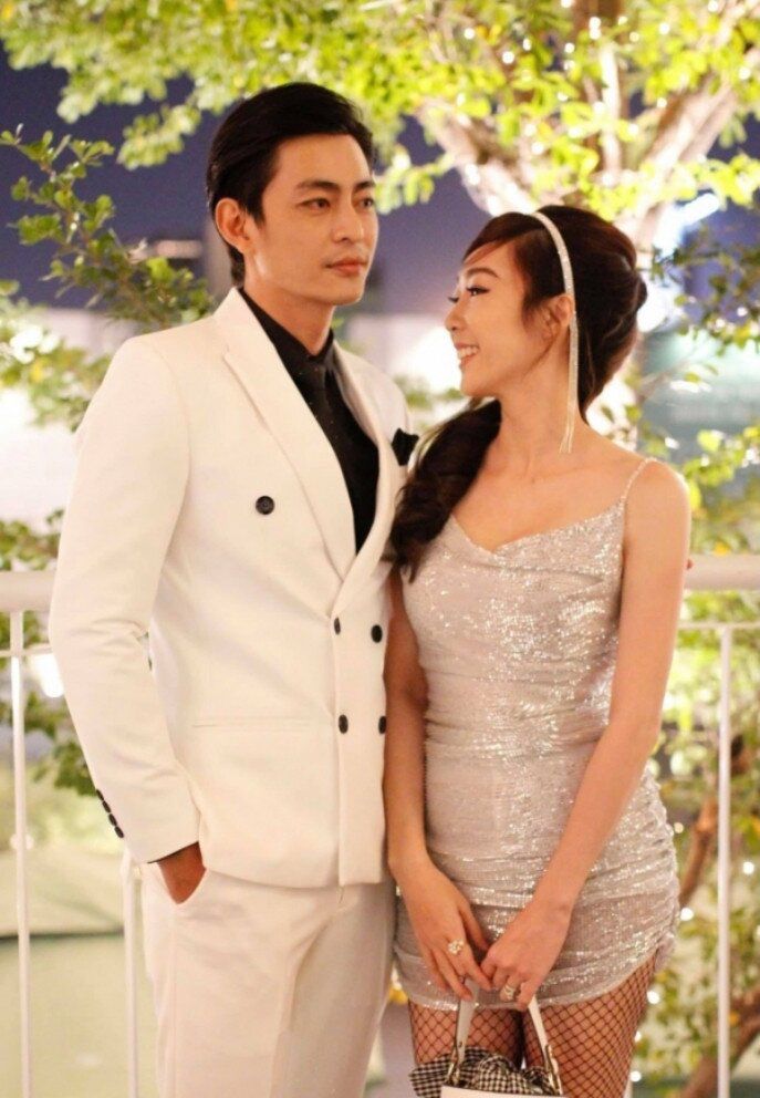 3 nam diễn viên giấu kỹ bà xã: Người có vợ đẹp như hotgirl, "Thám tử Kiên" hơn 10 năm chưa có con vẫn hạnh phúc - 4