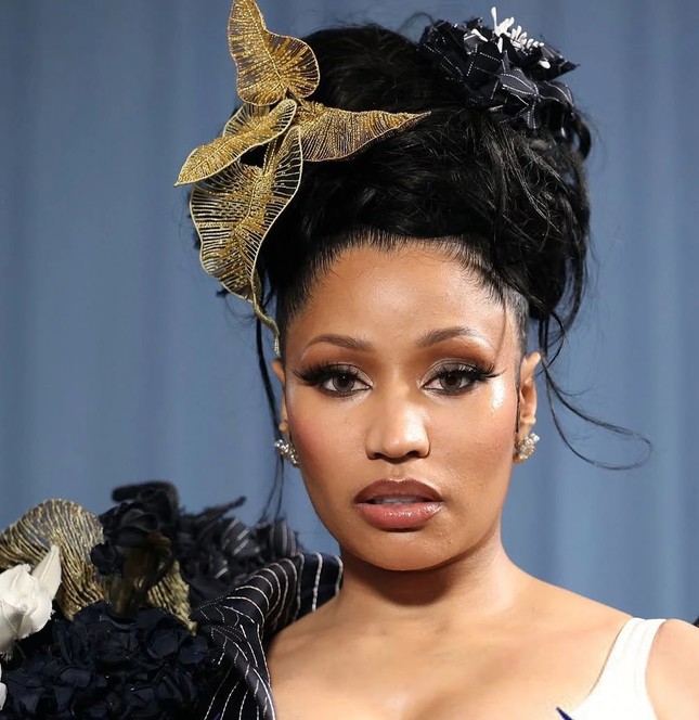 Những kiểu tóc ấn tượng nhất Met Gala 2025: Jennie, Dua Lipa "đánh bùa mê" - 15