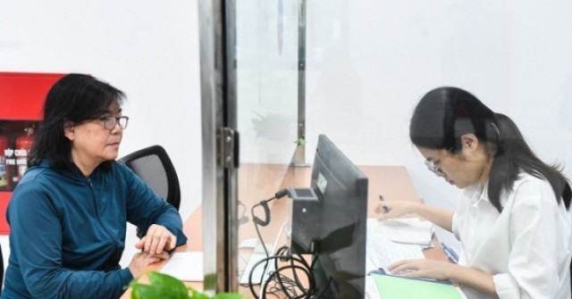 Bộ Nội vụ: Phương án giảm 20% biên chế không gồ...