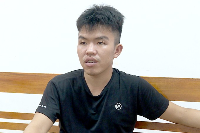 Võ Thành Long khi bị bắt. Ảnh: Trung Huy