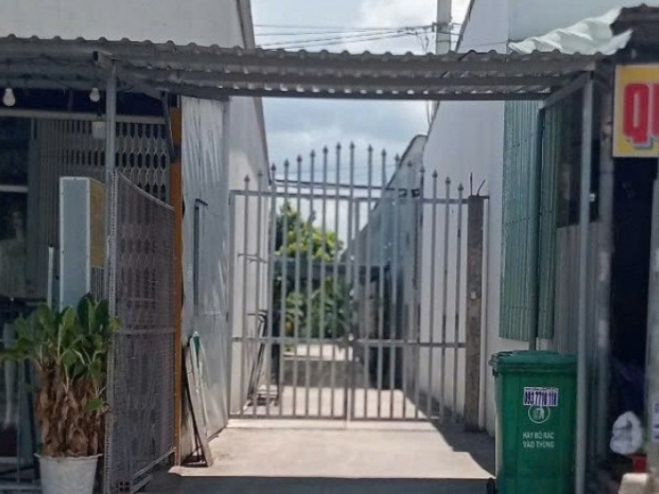 Bé 10 tháng tuổi tử vong tại điểm giữ trẻ, trong máu có nồng độ cồn?