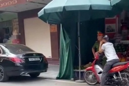 Công an khám xét nhà riêng Lê Việt Hùng ở Lạng Sơn