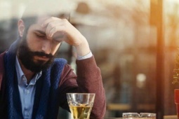 Biện pháp giải độc tự nhiên cho người hút thuốc, nghiện rượu
