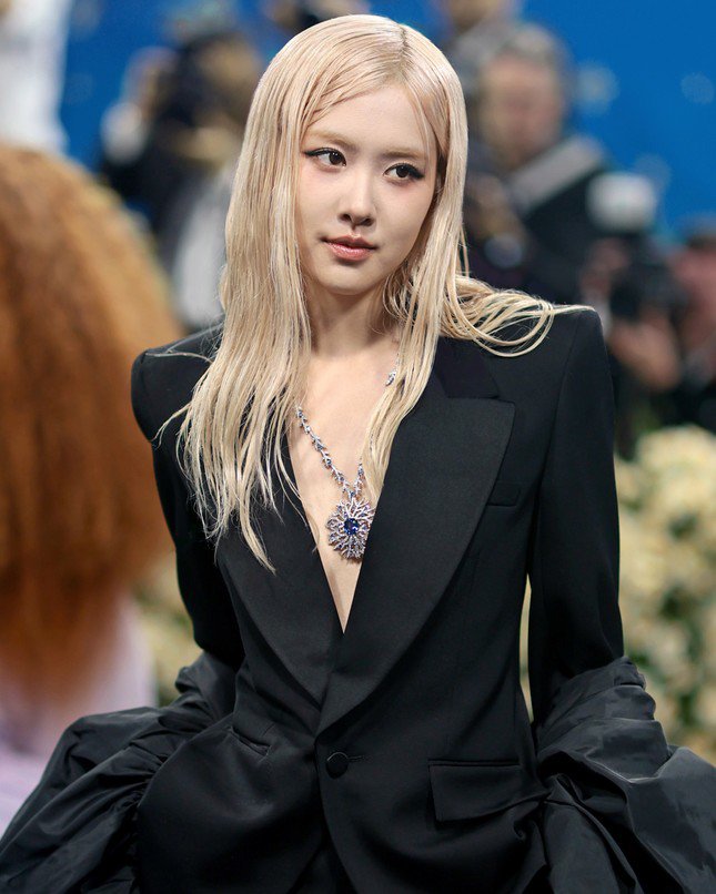 Không chỉ Lisa (BlackPink), Jennie và Rosé đều bị chê - 3