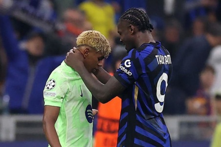 Barca gục ngã ở Giuseppe Meazza: Inter "lấy độc trị độc", bi kịch Yamal & trọng tài