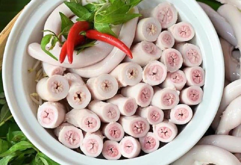 Lòng se điếu được coi là bộ phận cực hiếm, hàng nghìn con lợn may mắn mới có 1 con có lòng se điếu.