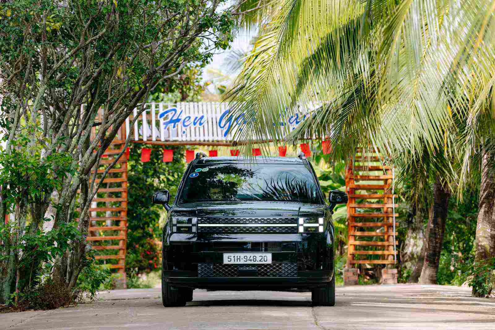Trải nghiệm xe Hyundai SantaFe trên cung đường đa dạng miền Tây - 1
