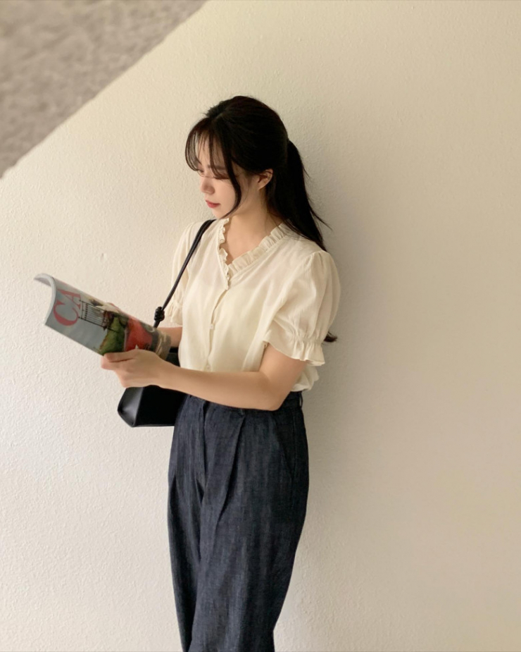 Lương 5 triệu vẫn muốn mặc sang, chị em sắm ngay 6 món đồ "hiệu" giá rẻ giúp hóa thành con nhà giàu - 1