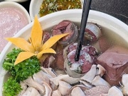 Sức khỏe đời sống - Ba không khi ăn lòng lợn