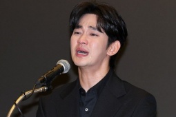 Kim Soo Hyun phản đòn