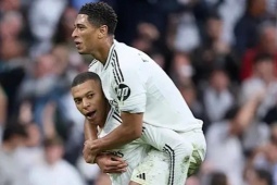 Real Madrid vượt Manchester United trong Top 10 CLB bóng đá giá trị nhất thế giới