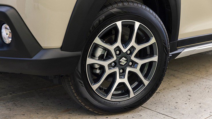Giá xe Suzuki XL7 tháng 5/2025, ưu đãi 50% phí trước bạ và tặng phụ kiện - 5