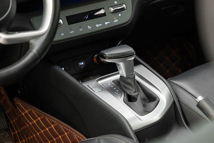 Stargazer: MPV Hàn Quốc đầy đủ tính năng, nhưng bị nhìn kiểu người Việt - 8
