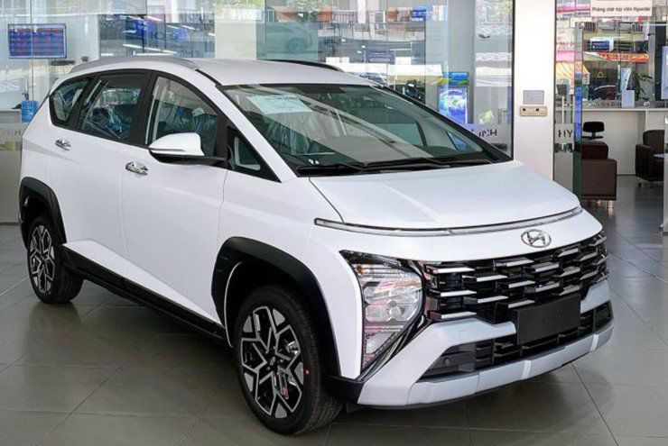 Stargazer: MPV Hàn Quốc đầy đủ tính năng, nhưng bị nhìn kiểu người Việt - 1
