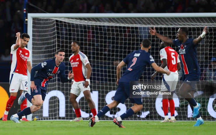 Arsenal bất lực nhìn Fabian Ruiz ghi bàn mở tỷ số