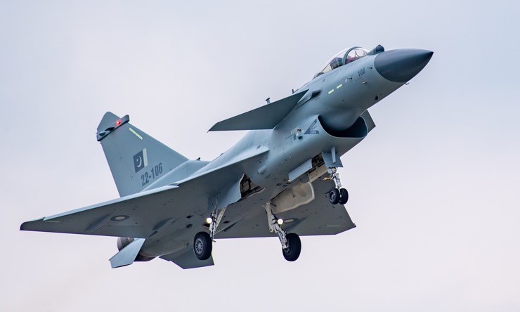Tiêm kích J-10C được thử nghiệm lần cuối trước khi bàn giao cho Pakistan vào năm 2022. Ảnh: Hoàn Cầu.