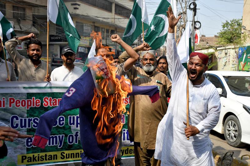 &nbsp;Người dân Ấn Độ biểu tình phản đối Pakistan (ảnh: CNN)