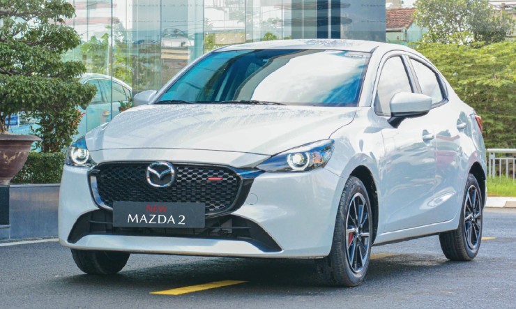 Mua sedan hạng B: Chọn Toyota Vios thực dụng hay Mazda2 cá tính? - 1