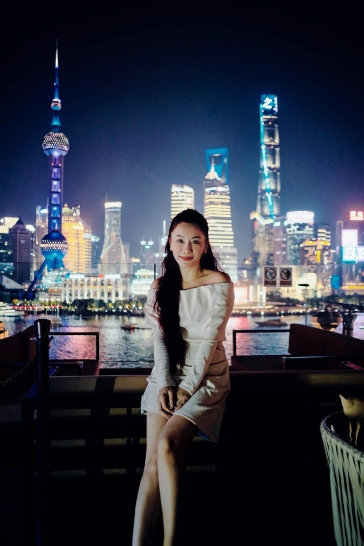 Nữ MC ăn món lòng se điếu hút 4 triệu lượt xem: 40 tuổi vẫn trẻ như gái đôi mươi, là "phú bà" miền Tây - 5