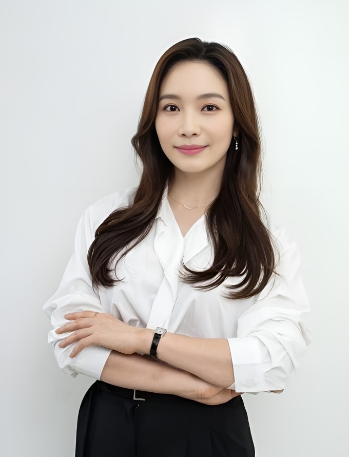 Diễn viên Lee Min Young ở hiện tại. Ảnh: Nate