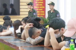 Nhóm tội phạm lừa đảo chiếm đoạt hàng trăm tỉ đồng dưới hình thức " Cắt đá tìm ngọc "