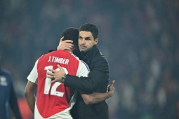 Arsenal 3 mùa trắng tay: Arteta gọi tên sự thật cay đắng, xếp hàng vinh danh Liverpool