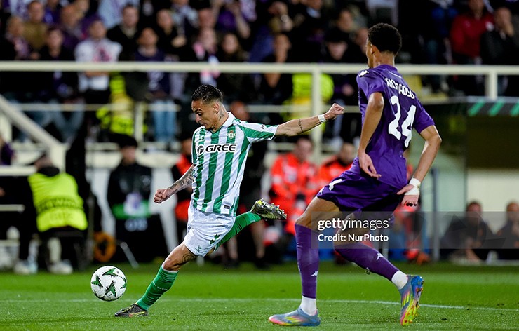 Màn trình diễn ấn tượng của cầu thủ Brazil góp công lớn trong chiến thắng của Betis trước Fiorentina ở cả 2 trận bán kết