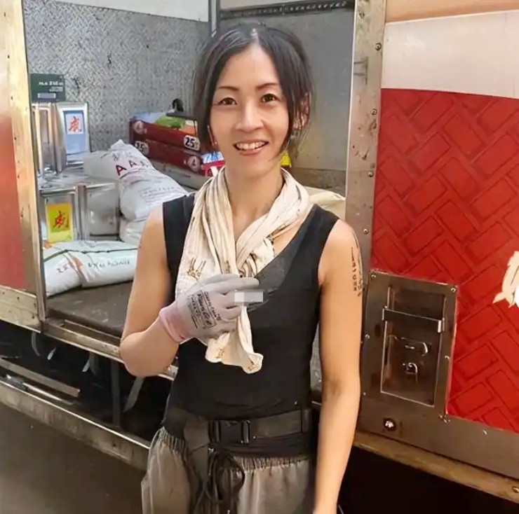 Cô gái từ chối gả vào hào môn, làm nghề “không dành cho nữ giới” mà kiếm tiền tỉ/năm - 2