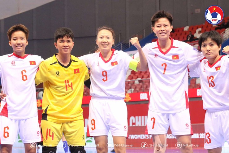 Video futsal nữ Việt Nam - Philippines: Vượt khó thành công, hiệp hai hấp dẫn (Giải châu Á) - 2