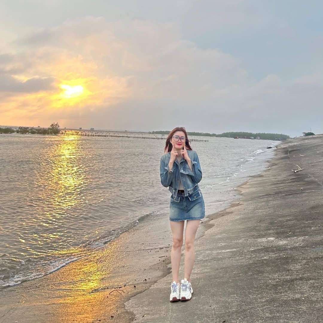 Cung đường vượt biển ở Ninh Bình ít người biết, cảnh hoàng hôn đẹp mê ly - 4