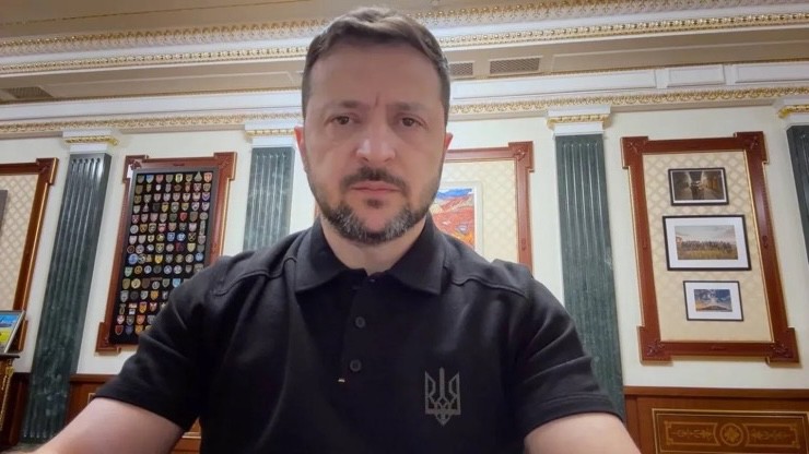 Tổng thống Ukraine Volodymyr Zelensky gửi thông điệp tối ngày 8/5. Ảnh: Kyiv Independent.