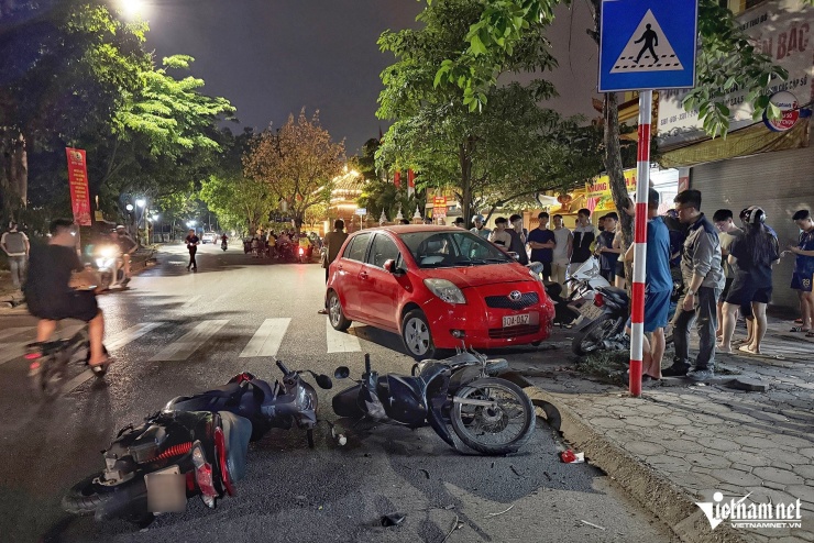 Hiện trường vụ tai nạn giao thông. Ảnh: Đình Hiếu