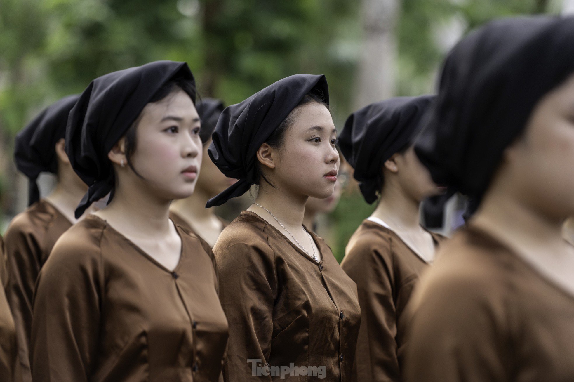 Những ‘bóng hồng’ tham gia diễu hành kỷ niệm 70 năm giải phóng Hải Phòng - 3