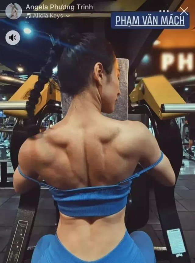 Bờ vai của Angela Phương Trinh