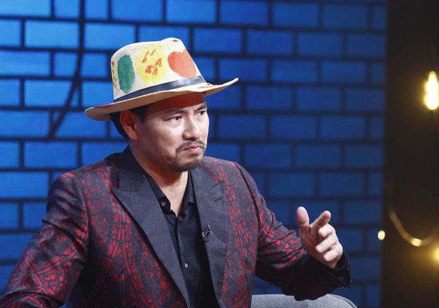 Năm 2007, Xuân Bắc tạm ngưng sự nghiệp diễn viên chuyển sang làm MC. Với nét duyên có sẵn và khả năng ứng biến trên sân khấu, Xuân Bắc trở thành một MC ăn khách, dẫn dắt nhiều chương trình được khán giả yêu thích như: Hỏi xoáy đáp xoay, Đuổi hình bắt chữ, Ơn giời cậu đây rồi, Vua tiếng Việt,...