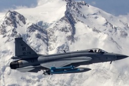 Pakistan tuyên bố phóng tên lửa siêu vượt âm phá hủy hệ thống phòng không S-400 của Ấn Độ