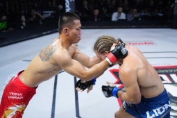 "Độc cô cầu bại" Công Minh quá đỉnh, khiến ông Tây Zakhar xin bỏ cuộc ở sàn MMA Việt Nam