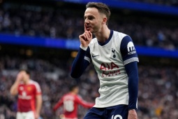 MU đón tin vui trước chung kết Europa League: Tottenham mất  " nhạc trưởng "  Maddison