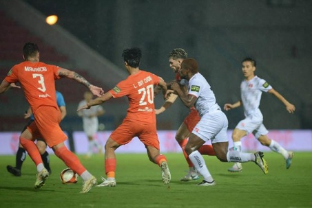 Video bóng đá Đà Nẵng - Bình Định: Bất ngờ bước ngoặt Bùi Tiến Dũng (V-League)
