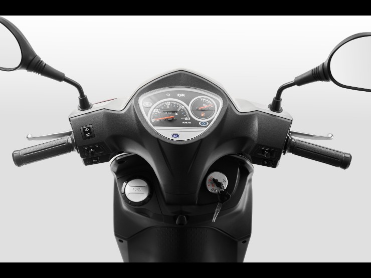 SYM Shark 50cc 2025 mang phong cách 
