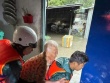 Mưa kinh hoàng, người dân ở Bình Dương bật khóc nhìn nhà ngập lụt, tan hoang