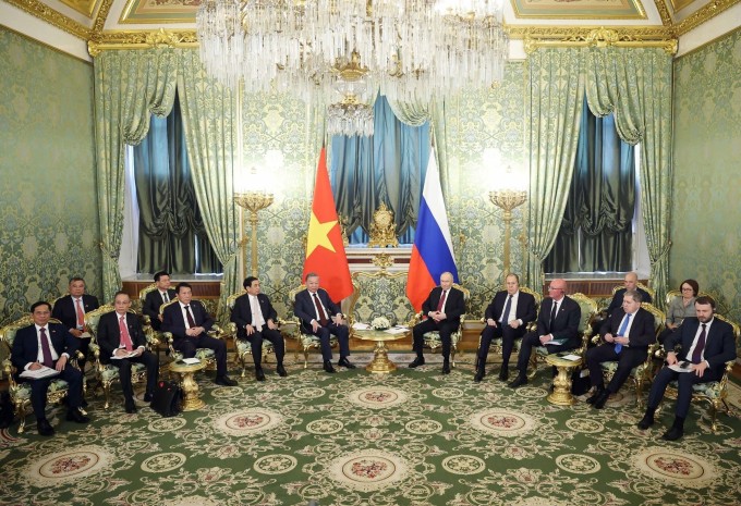 Tổng Bí thư Tô Lâm hội đàm hẹp với Tổng thống Nga Vladimir Putin tại Moskva ngày 10/5. Ảnh: TTXVN