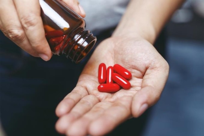 Nên tham khảo ý kiến bác sĩ, chuyên gia trước khi sử dụng thực phẩm bổ sung vitamin A.