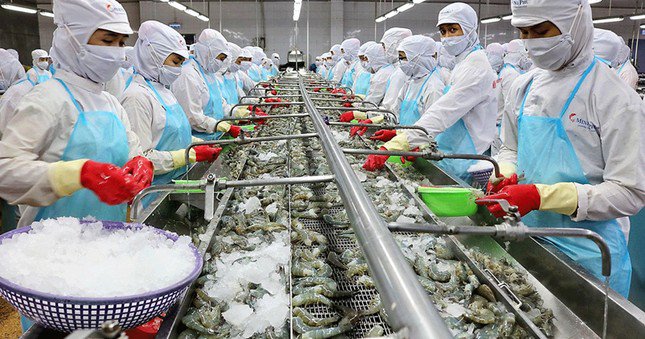 Việc giá điện tăng sẽ khiến nhiều doanh nghiệp xuất khẩu phát sinh thêm hàng loạt chi phí.