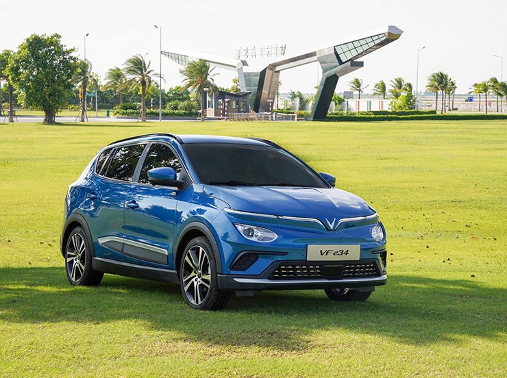 Giá xe điện VinFast VF e34 mới nhất tháng 5/2025 - 4