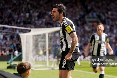 Trực tiếp bóng đá Newcastle - Chelsea: Bàn thắng ngay phút thứ 2 (Ngoại hạng Anh)