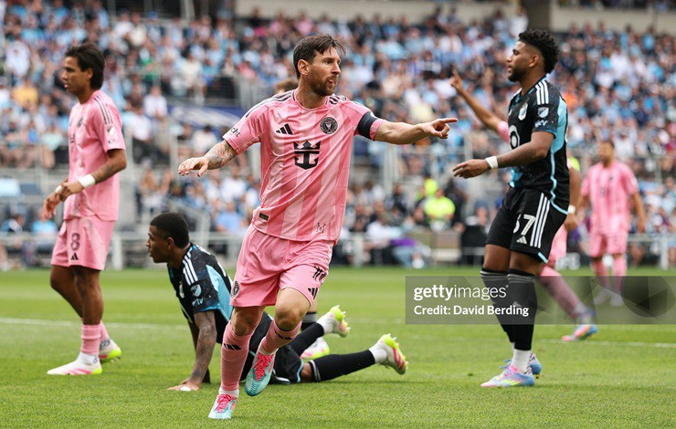 Messi ghi bàn nhưng không thể giúp Inter Miami tránh khỏi trận thua đậm