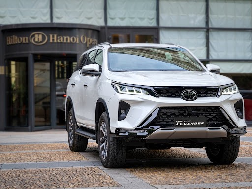 Mazda CX-8 vs Toyota Fortuner: SUV ấn tượng với những đặc điểm riêng biệt - 1