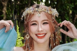 Vẻ gợi cảm của bạn gái tài tử  ' Tình người duyên ma ' 
