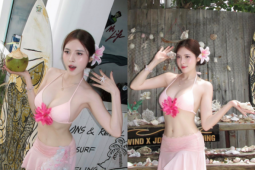 Nữ tiếp viên hàng không hot nhất Sài thành diện bikini chào hè